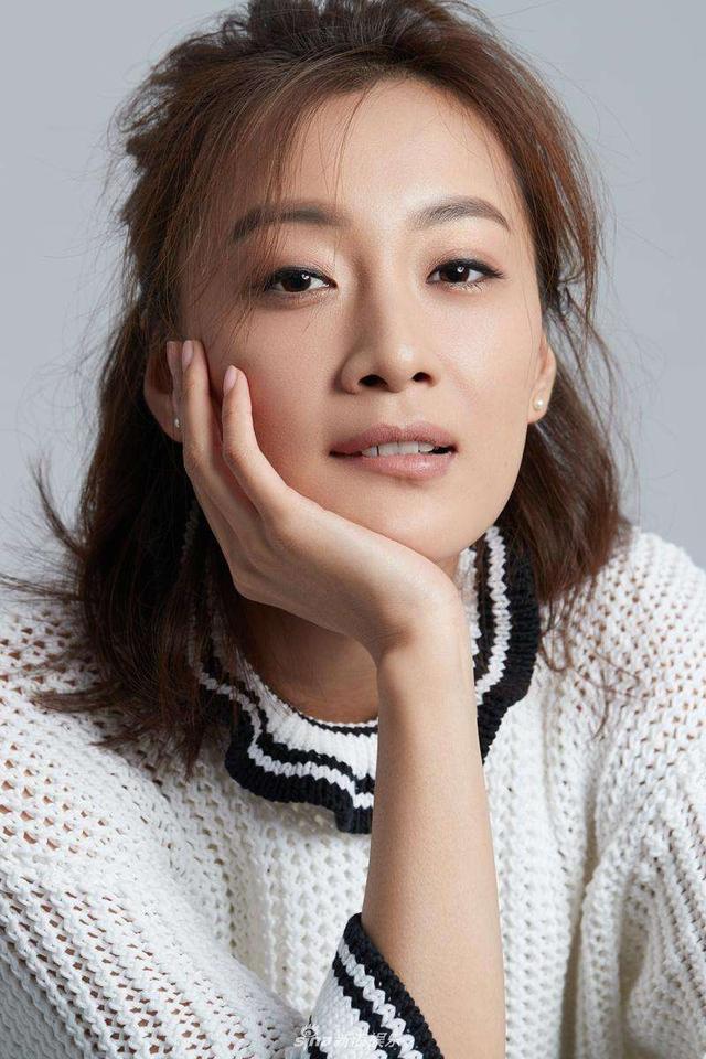 和她同演《奋斗》的李小璐马伊琍都火了,只有她,观众叫不出名字