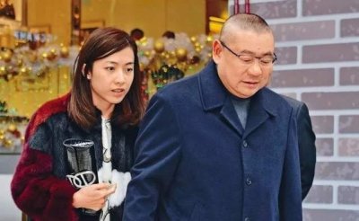 ​猎艳无数的刘銮雄，为何独宠平淡无奇的甘比，背后的原因让人唏嘘