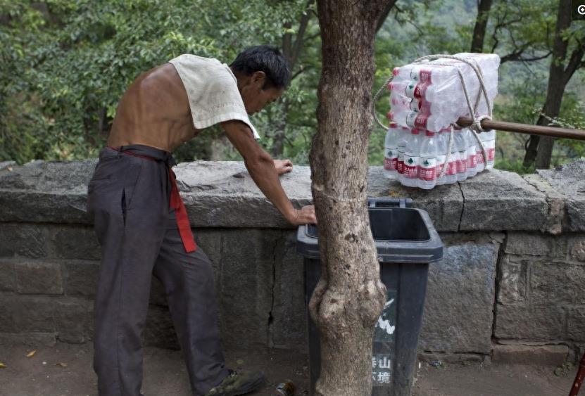 民工累了的8张场景图,亲人看到了会心疼,他们就是家人的守护神