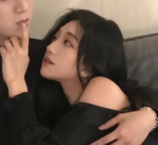 ​临界十缨罗西订婚，杨颖同款婚戒彩礼奢华，女方曾被王思聪追求