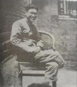 ​1943年，徐梦秋背叛革命，解放后还妄想得到工作，最后自投罗网！