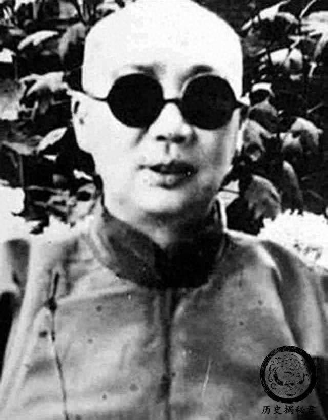 老照片带你看看清朝的太监长什么样:看看他们和正常男人有区别吗