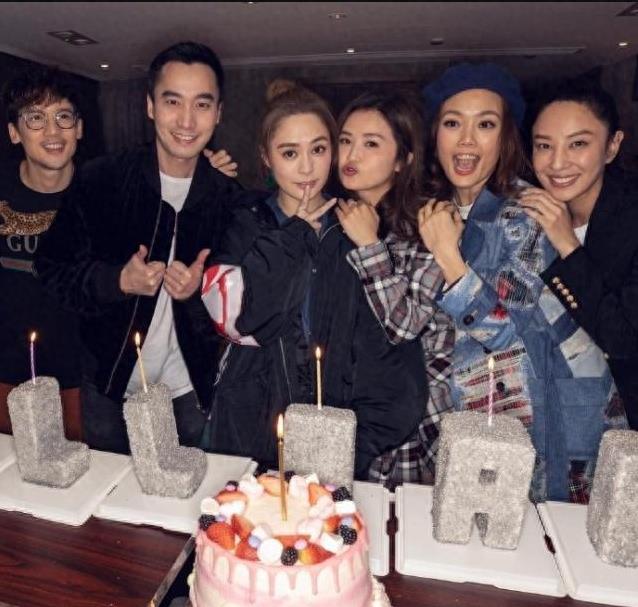 阿娇38岁生日,阿Sa深情献吻,距离“那件事”10年,她终于摆脱了