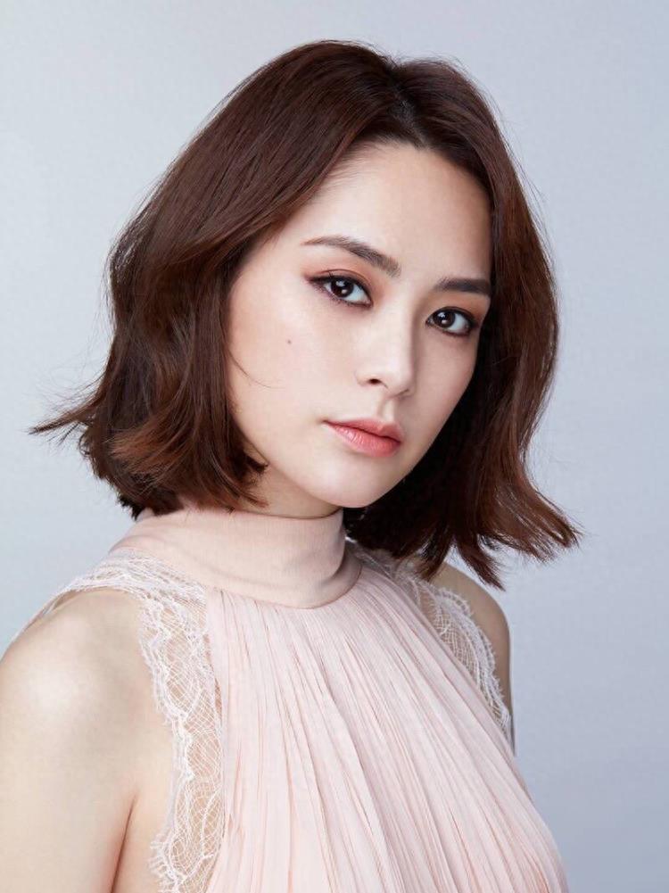 阿娇38岁生日,阿Sa深情献吻,距离“那件事”10年,她终于摆脱了