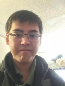 ​男孩服用雌性激素一年后，首次公开照片，结果惊人