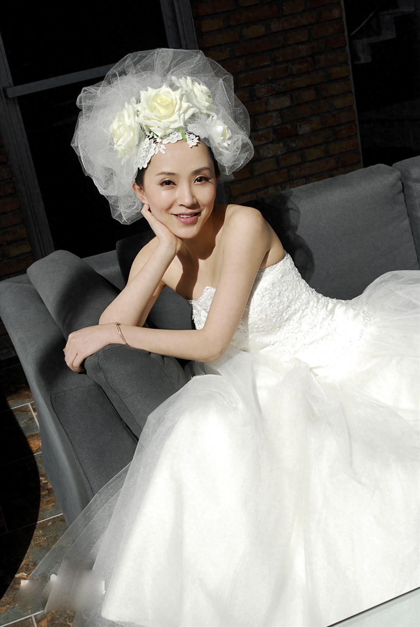 商蓉不仅扮相美,精湛的演技更是入木三分,成为新锐女星