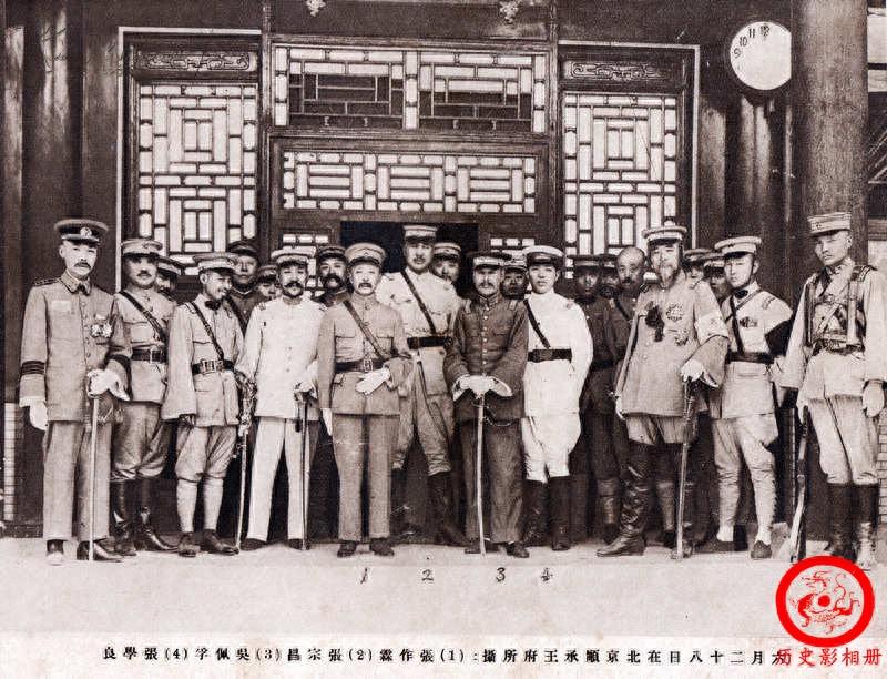 一组名人的珍贵合影:图一是周星驰和朱茵,图六是盖茨和乔布斯