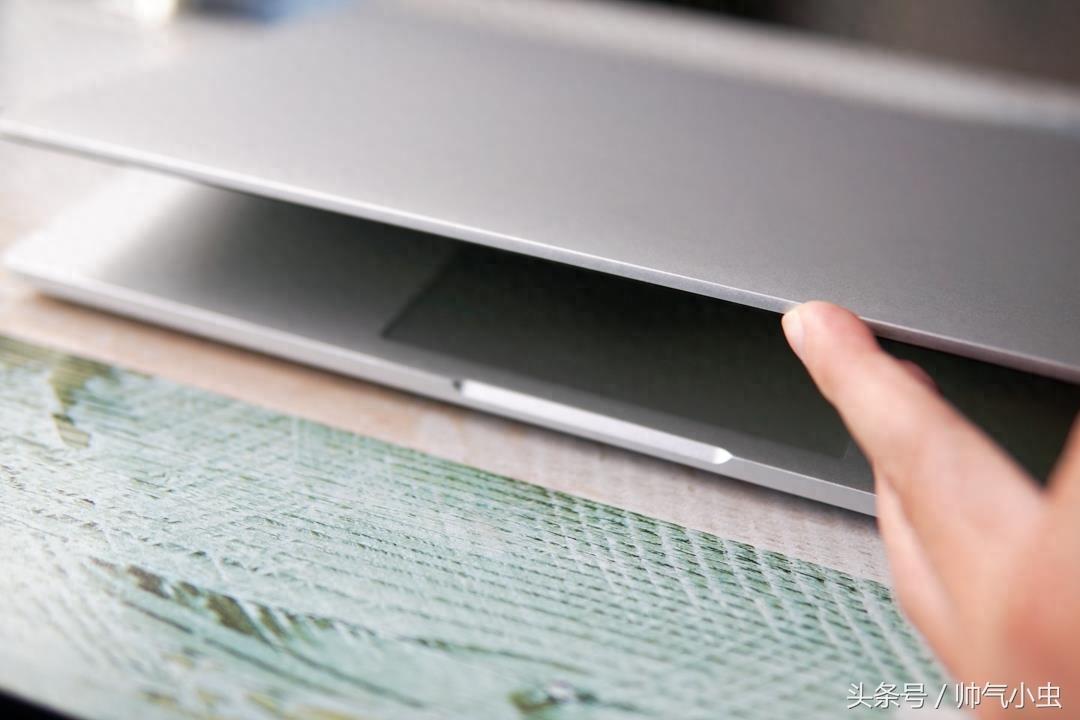 第六代i5+8G内存+940MX独立显卡,这台笔记本电脑能玩“吃鸡”么