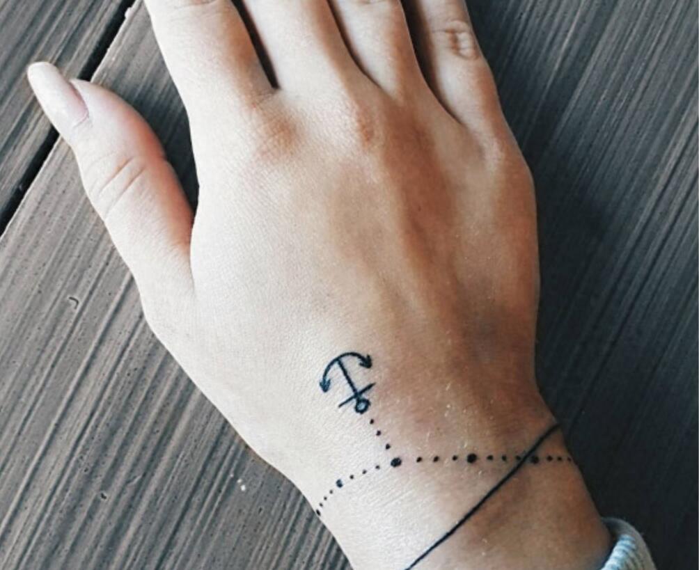 直击10种最简约风格的手环纹身,每种你都愿意一辈子拥有!