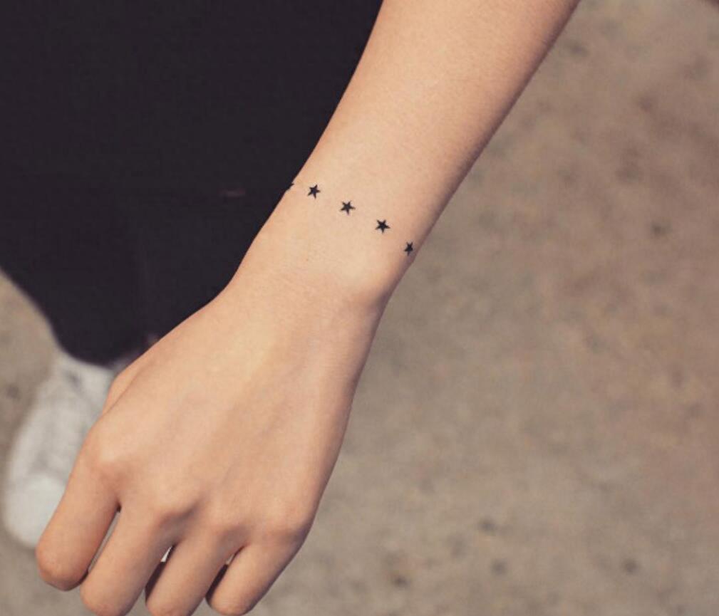 直击10种最简约风格的手环纹身,每种你都愿意一辈子拥有!