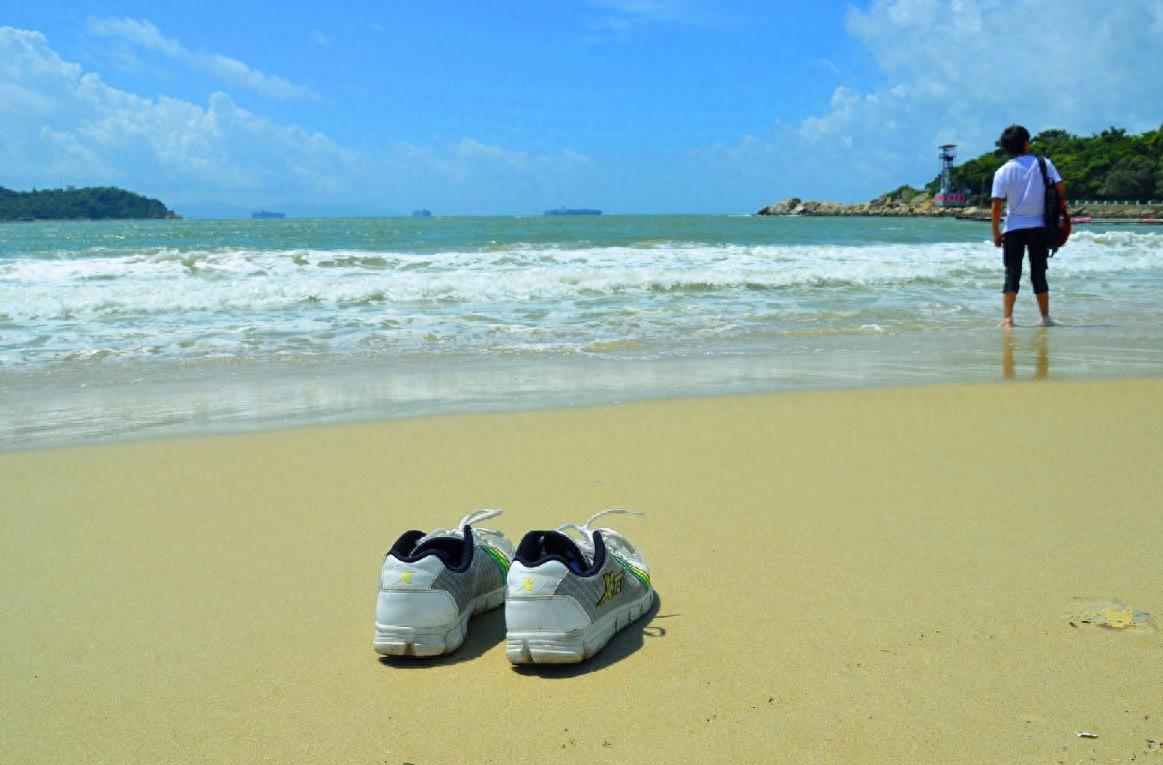 深圳小梅沙一游,门票30元一个人,人比较少 海水干净