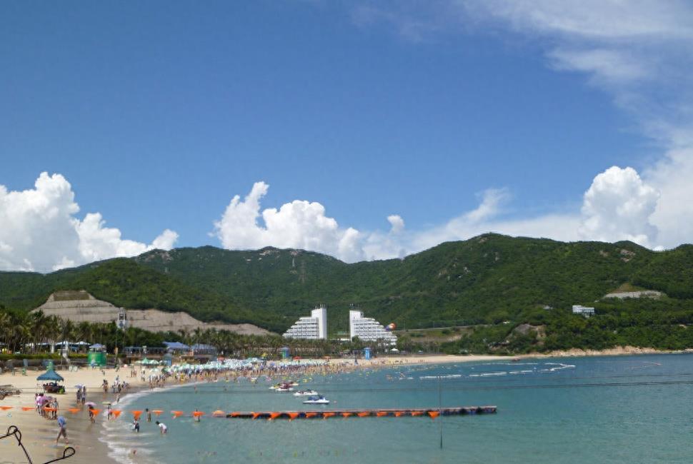 深圳小梅沙一游,门票30元一个人,人比较少 海水干净