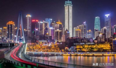 ​重庆一座山城，为何成为“中国四大火炉之首”，夏季最高温达43℃