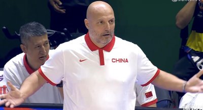 ​中国男篮巅峰对决菲律宾，重创再度来袭，名单缩水引发绝望！