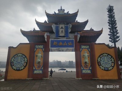 ​丰都“鬼城”一个神秘而又令人毛骨悚然的地方！