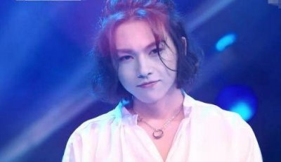 ​“仙女锐”发新歌啦！勤奋又精致的周锐谁能不喜欢呢！｜表情包