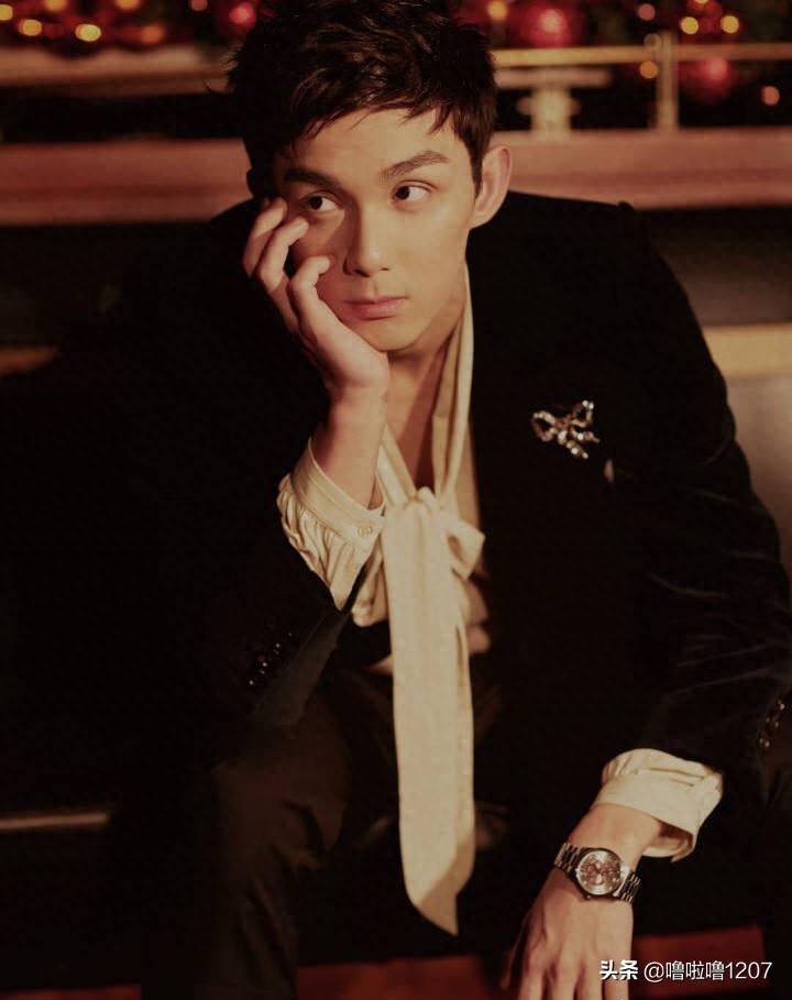 绅士boy吴磊一本正经的说错自己微博名,怕是忘记自己还有微博了