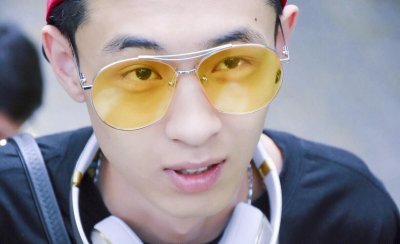 ​德云社新一代“一哥”，宝藏男孩秦霄贤