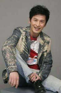 ​王能能揭秘：从广告策划到音乐梦想，网友扒出惊人私生活