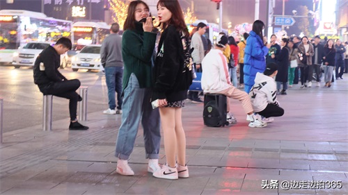 黄兴路步行街,一条很能体现长沙夜生活的街区,游客的必来之地