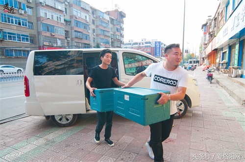 “洛阳表白哥”时隔四年重出江湖,只为那份独属洛阳人的辣味儿!