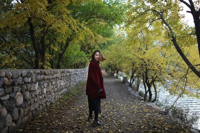 ​80后女白领辞职归隐田园变“少庄主”