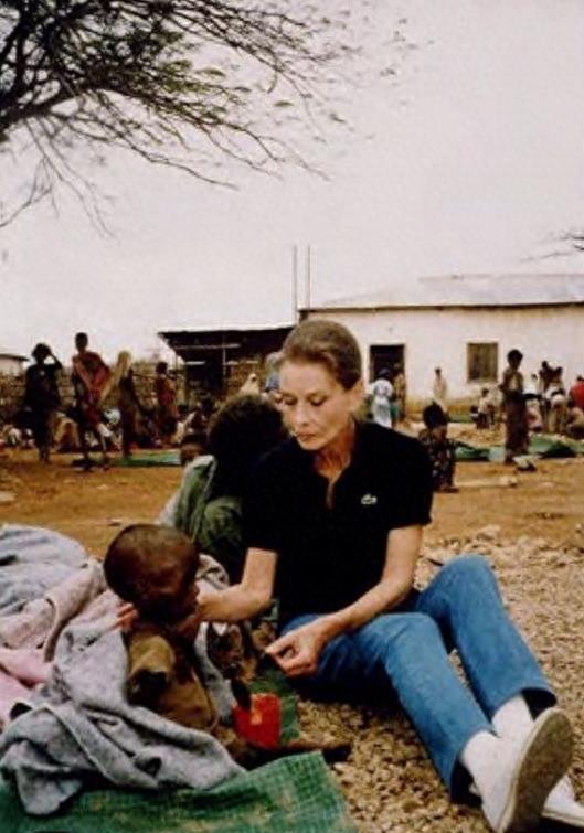 奥黛丽·赫本罕见晚年照