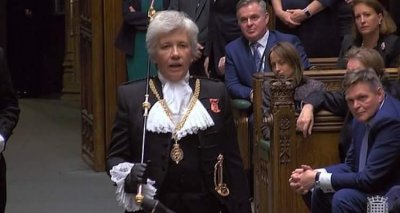 英国议会正式叫停,70年来首次,休会仪式上一片混乱……