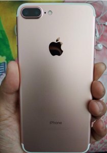 ​2700元入手港版iPhone7Plus，性价比极高！可惜不支持电信！