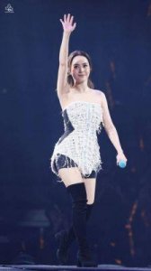 ​阿娇钟欣潼再遭男友背刺，公众与媒体聚焦身材争议