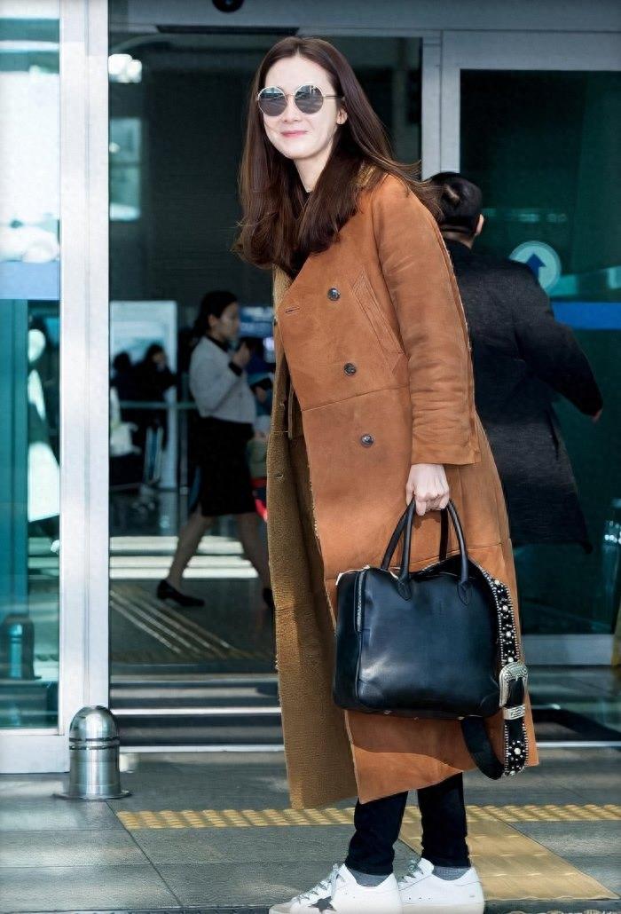 韩国女星崔智友