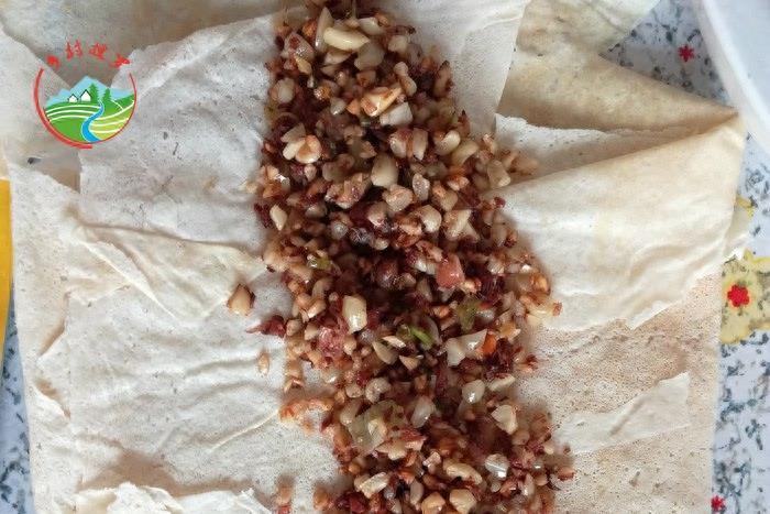 农村老家自制——辣椒花生碎,专治嘴馋小吃货!