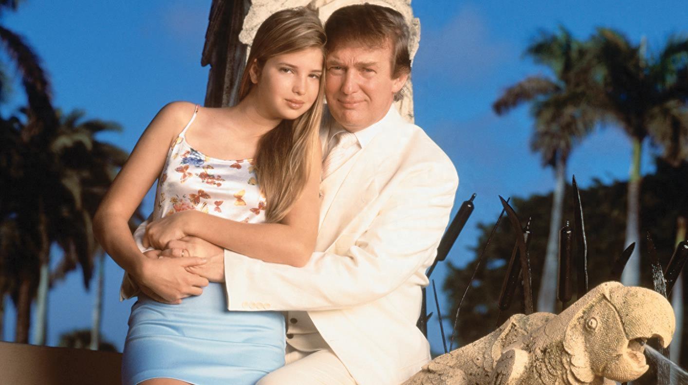 图揭特朗普年轻时的罕见照,那时候的他也是个帅小伙