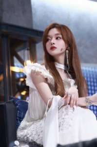 ​《好声音》17岁歌手黄霄云：惊艳全场的音乐奇才