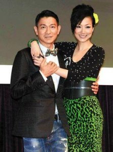 刘德华庆祝49岁郑秀文生日,两人合作过6部经典电影