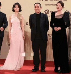 ​2023金鸡奖红毯盛况回顾：明星风采与时尚亮点颁奖典礼解析