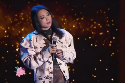 ​48岁许美静隐退20年近照曝光，身材大暴走，曾传精神异常流落街头