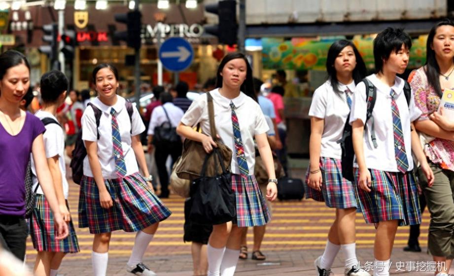 直击13款中国学生校服,你穿过哪一种?又觉得哪一种最好看?