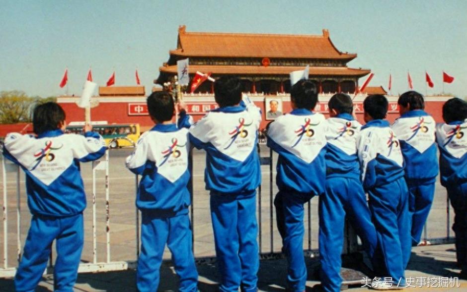 直击13款中国学生校服,你穿过哪一种?又觉得哪一种最好看?