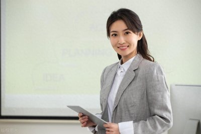 ​惊奇！江苏35岁女师恋19岁男生，四年间同居生活，最终酿就悲剧