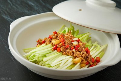 ​韭黄是韭菜吗？只在黑暗中生长，种植3年才能收获，越冷越值钱