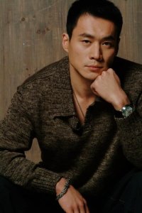 “武松”丁海峰:巅峰时差点抛弃妻子,浪子回头后成唐歌的避风港