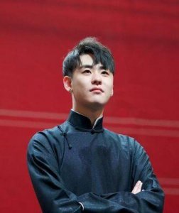 ​张云雷买房结婚：明星生活背后的隐私与压力