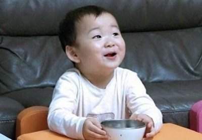 韩国小正太宋民国的表情包越来越有进步了,生活中无处不存在笑点