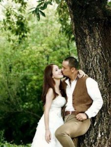 ​晋松妻子李汶桐及子女照片曝光，晋松个人资料简历身高图片一览