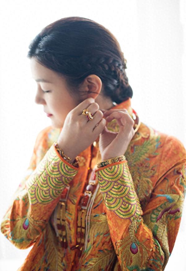 双陈大婚,陈妍希凤袍加身美艳动人