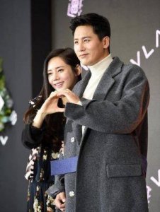 ​于晓光秋瓷炫定居北京，历经绯闻仍携手前行