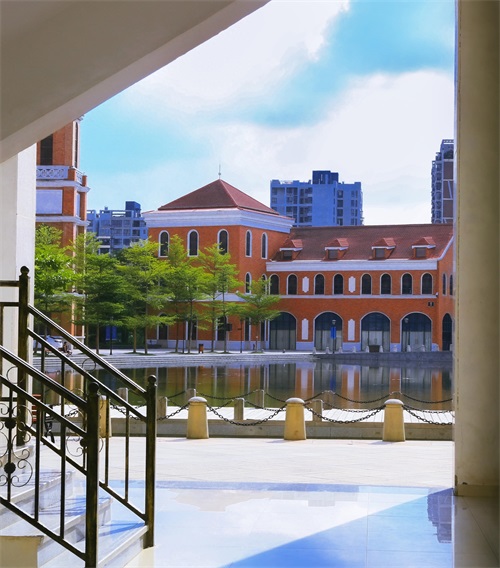 「明月湖欧洲风情小镇」南宁景点