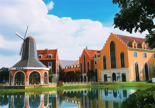 「明月湖欧洲风情小镇」南宁景点