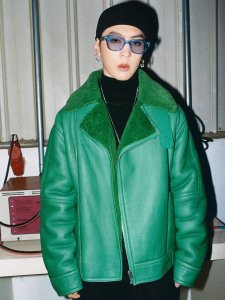 ​GENTLE MONSTER X AMBUSH合作系列单曲《Carabiner》MV发布